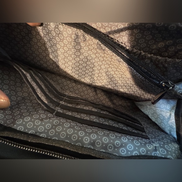 Lug Scoop crossbody top‎ handle black bag purse accordion style openings - Picture 6 of 14